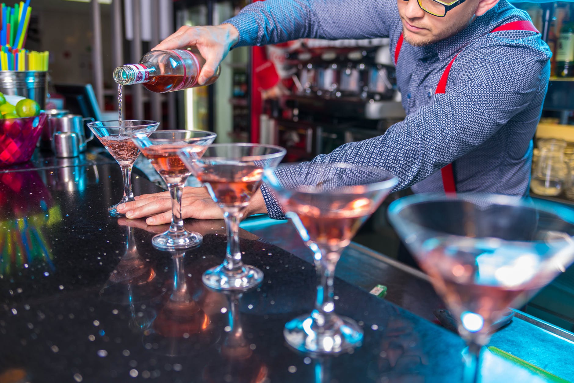 5 Tips for bar management: how to improve your sales and efficiency