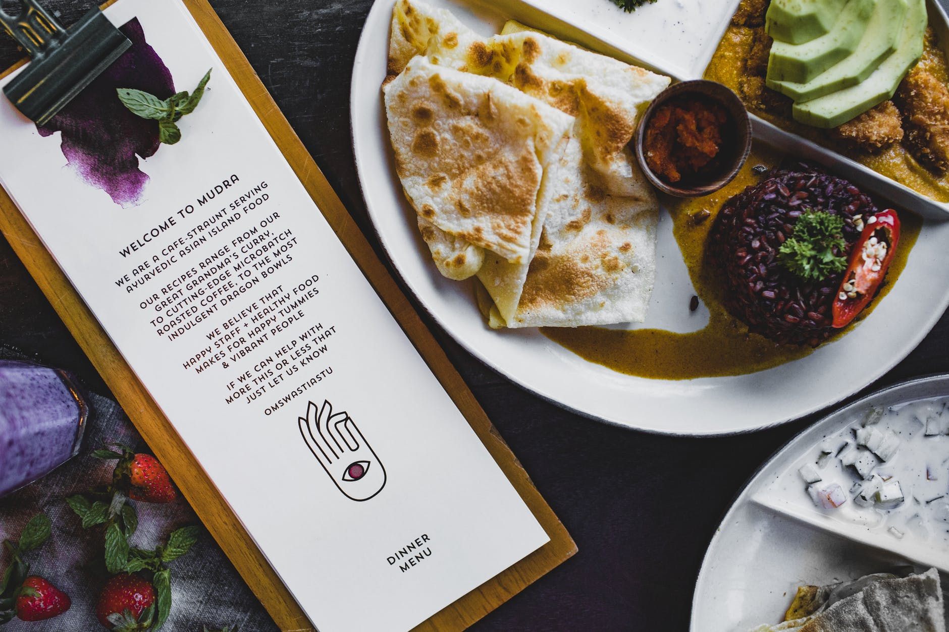 Here are some menu design tips for casual dine-in restaurants